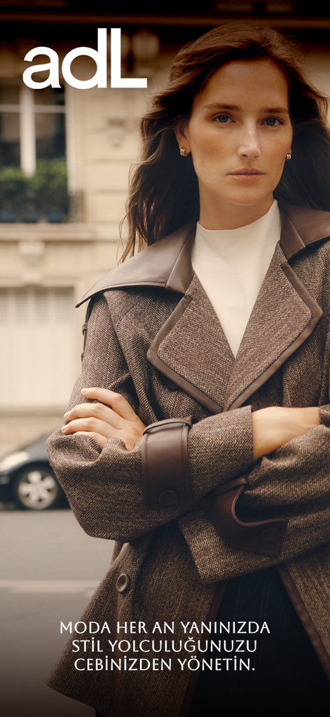 adL - Fashion - Una donna che indossa un sofisticato cappotto marrone testurizzato sulla schermata di benvenuto dell'app di moda adL