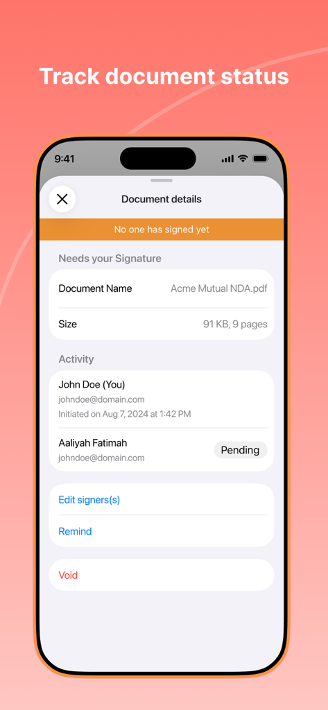 L'interface de l'application mobile Signeasy affiche l'état du document et le suivi des signatures d'un accord de confidentialité.