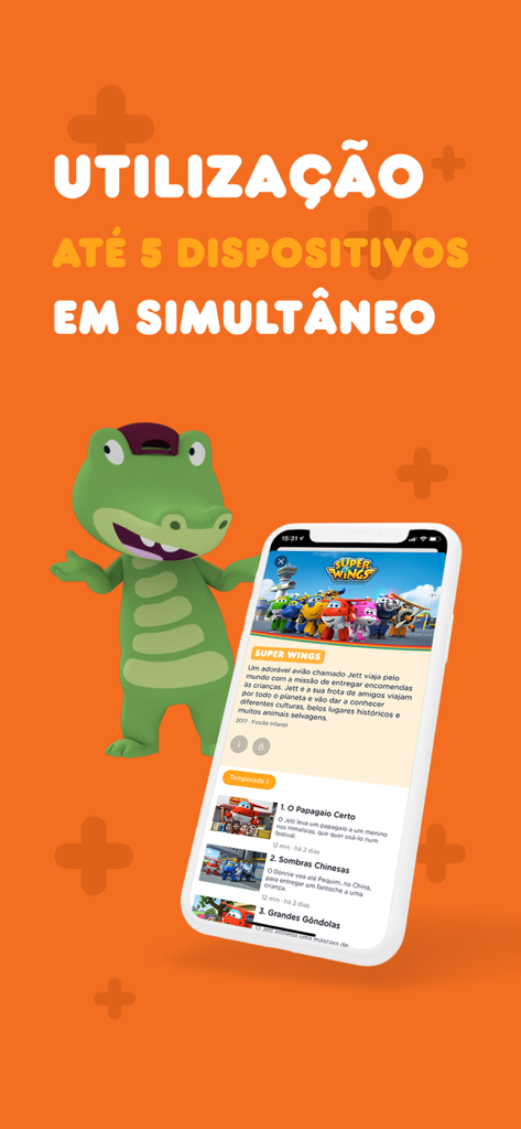 Pantalla de la aplicación Panda+ mostrando la opción de usar hasta cinco dispositivos simultáneamente junto a un personaje de dibujos animados y una lista de series infantiles