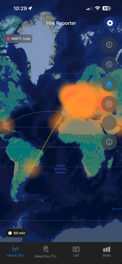 PSKReporter Client - PSKReporter Client world map with signal propagation paths and density heatmap for digital radio modes