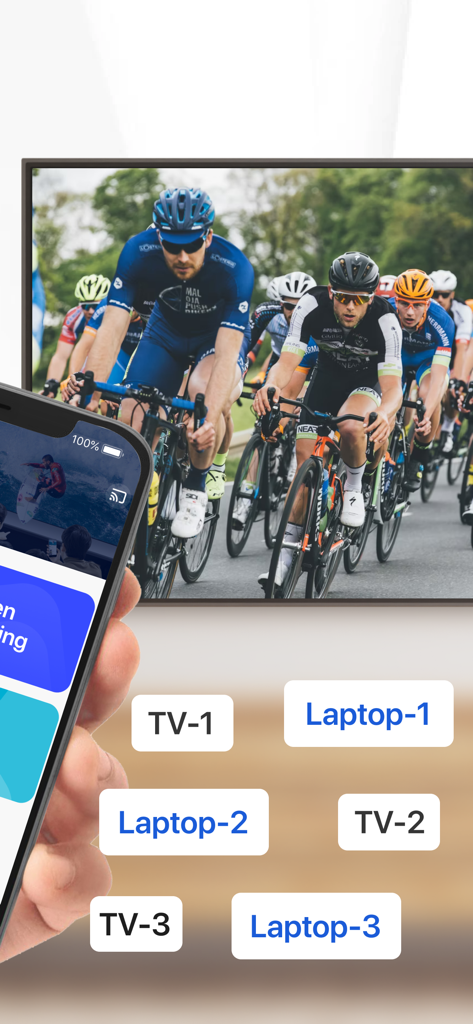 Cast to TV: Wireless display - Mano sosteniendo un iPhone duplicando un video de carrera de ciclismo en una pantalla de Smart TV grande de forma inalámbrica