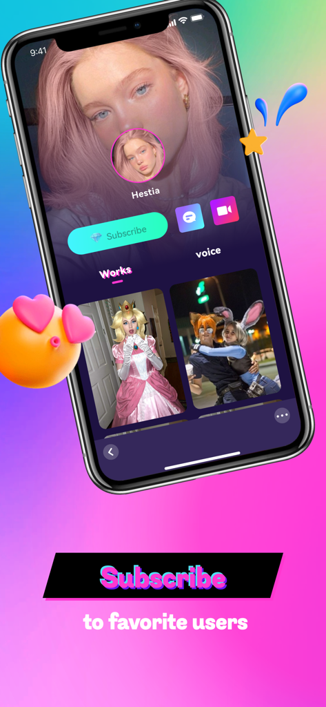ClioX -Voice Chat & Video Call - Page de profil de l'application ClioX d'un créateur présentant des photos de cosplay et un bouton d'abonnement