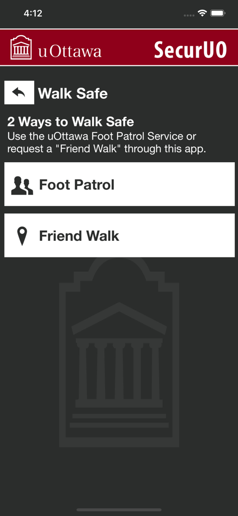 SecurUO - Aplicación SecurUO que muestra la interfaz Walk Safe con opciones para Patrulla a Pie y Acompañamiento de Amigos.