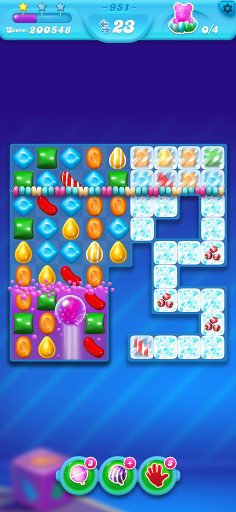Candy Crush Soda Saga - Candy Crush Soda Saga match 3 puzzle board with candies and purple soda