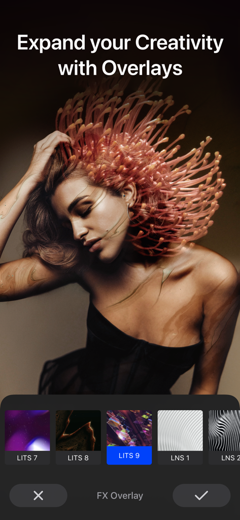 Trigraphy Photo Art Editor - Creative portrait editing using FX overlays in Trigraphy app