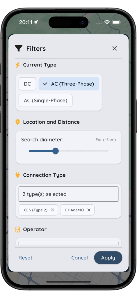 QuickCharge: EV Charging Map - Interfaz de filtrado en la aplicación QuickCharge para seleccionar el tipo de corriente de carga de VE y las especificaciones de conexión