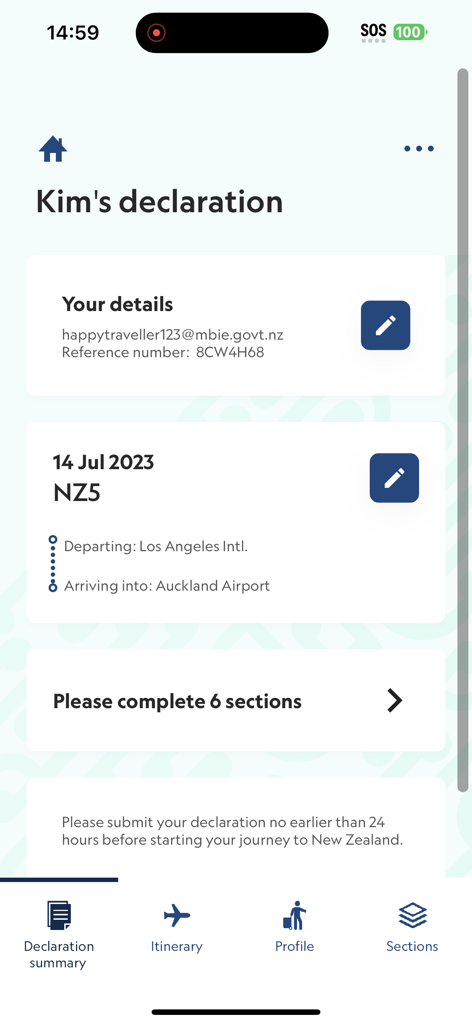 NZTD - Screenshot dell'app NZTD che mostra un riepilogo della dichiarazione di viaggio per un volo da Los Angeles ad Auckland