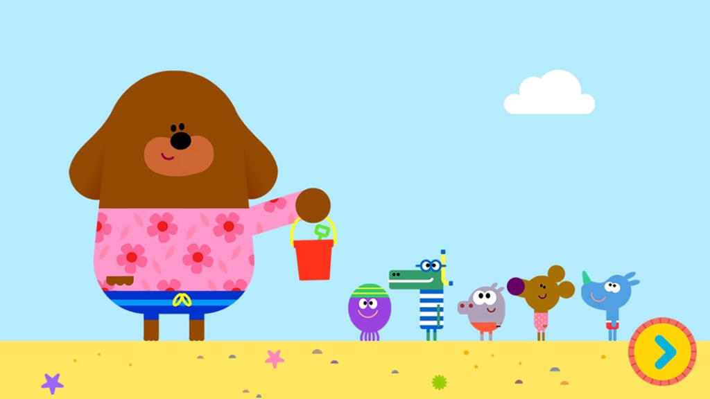 Hey Duggee: Sandcastle Badge - Hey Duggee holding a red bucket with the Squirrel Club characters at the beach