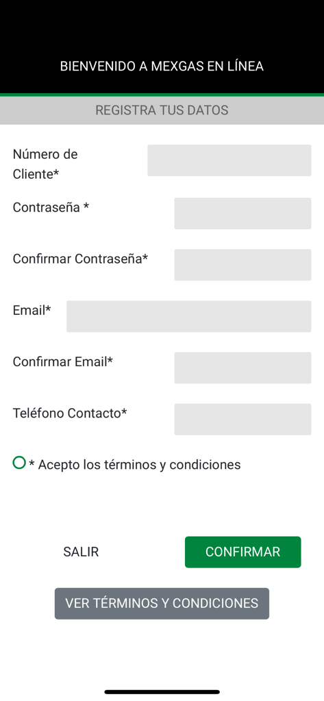 CMG Móvil - Registration screen of the CMG Movil app showing fields for customer number email and password