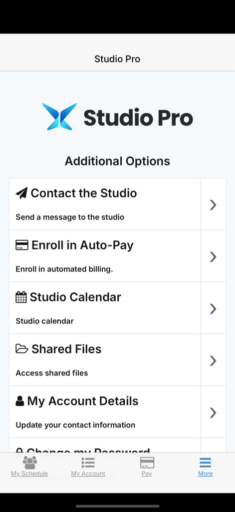 Studio Pro Portal - Tela do aplicativo Studio Pro Portal mostrando opções adicionais para contatar o estúdio, inscrever-se no pagamento automático e visualizar o calendário do estúdio.