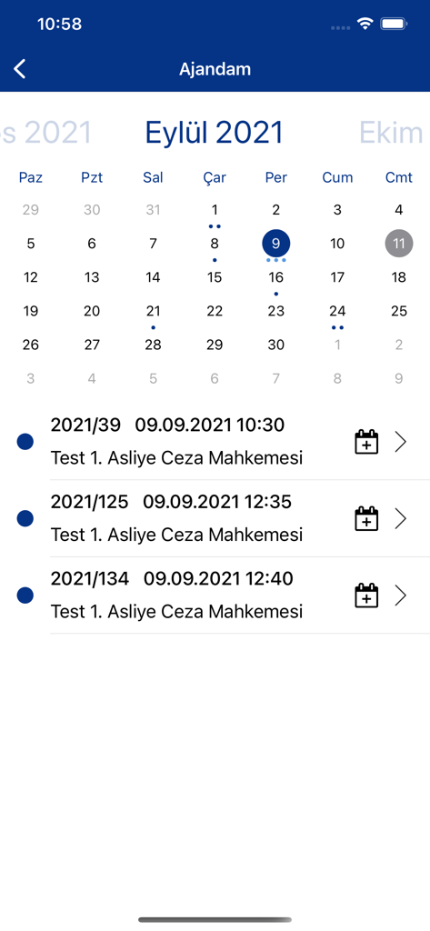 UYAP Mobil - UYAP Mobilアプリの議題画面。予定されている裁判の審問と事件の詳細が表示されたカレンダーが表示されています。