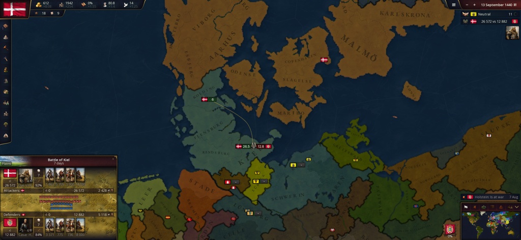 Captura de pantalla del juego Age of History 3 que muestra un mapa estratégico de Europa y la interfaz de la batalla de Kiel.