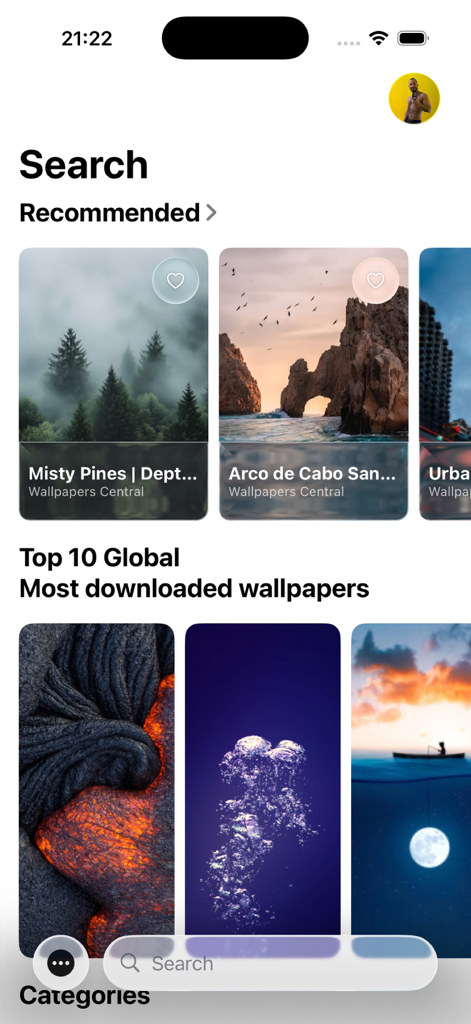 Wallpapers Central 앱의 검색 화면으로, 아이폰을 위한 추천 및 글로벌 인기 배경화면이 표시됩니다.