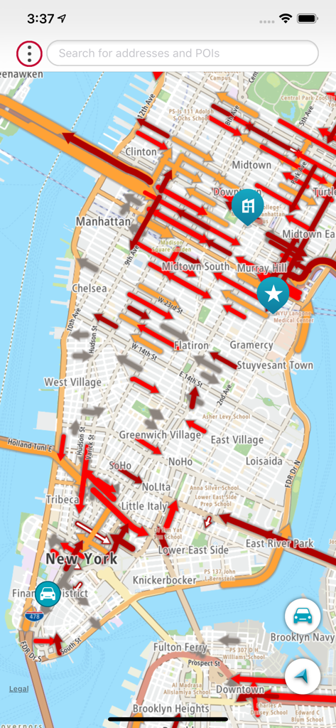Door to Door Navigation - Interface do aplicativo Nissan Door to Door Navigation mostrando um mapa detalhado de Manhattan com indicadores de fluxo de tráfego em tempo real e pinos de localização.