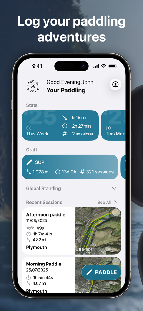 Paddle Logger: SUP & Kayaking - Una captura de pantalla del panel de la aplicación Paddle Logger en un iPhone, mostrando estadísticas de actividad, objetivos semanales y sesiones de remo recientes con mapas satelitales.