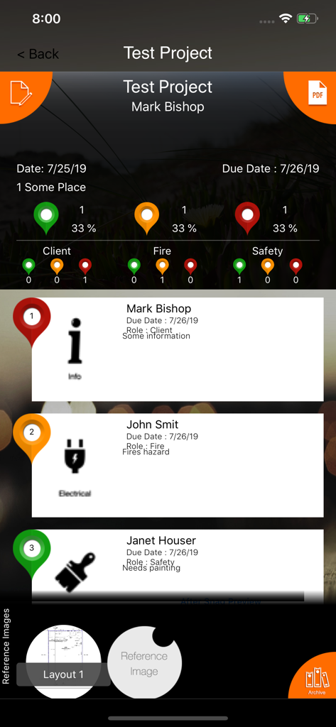 Interfaccia di Snag-App che mostra un riepilogo del progetto con pin di stato codificati a colori e dettagli delle attività per le ispezioni di cantiere