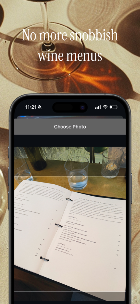 Remi: Wine for Fun People - 簡単な推奨事項を得るために、レミアプリでワインメニューをスキャンしています。