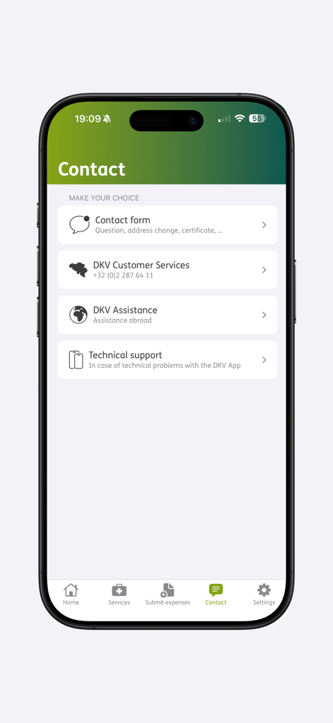 Pantalla de contacto de la aplicación Seguro DKV con botones de asistencia al cliente y soporte técnico.