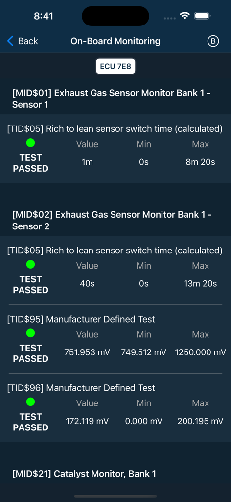 Car Mate app screen displaying on-board monitoring results and exhaust gas sensor diagnostic data