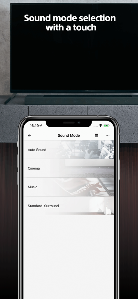 Aplicación Sony Music Center en un smartphone mostrando opciones de modo de sonido como Cine y Música para el control del cine en casa