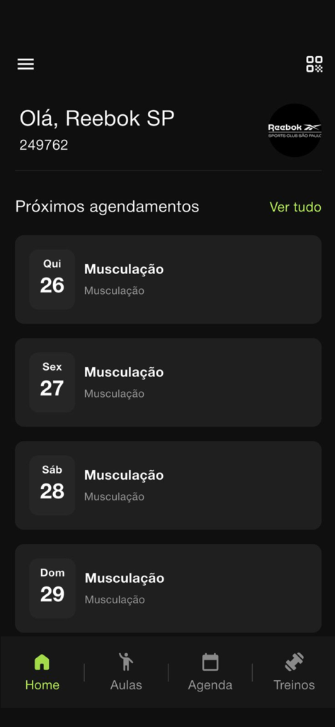 Pantalla de inicio de la aplicación Reebok Sports Club SP que muestra las próximas reservas de fitness y las sesiones de levantamiento de pesas