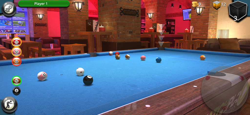 Un juego de billar 3D realista mostrando bolas de billar en una mesa azul en un bar deportivo.