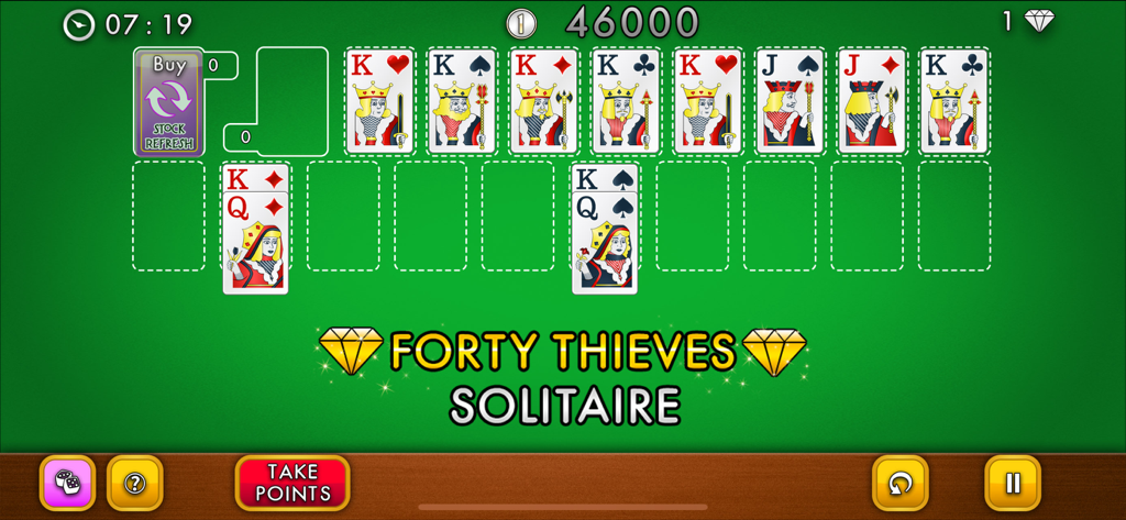 Jeu Forty Thieves Solitaire Classic montrant des cartes sur un fond de velours vert avec 8 cellules de fondation et l'affichage du meilleur score.