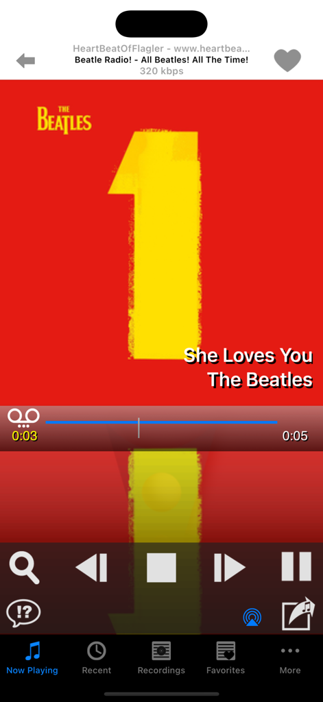 ooTunes Radio: Record & Alarm - The Beatles 노래가 나오는 ooTunes Radio 앱의 재생 중 화면.