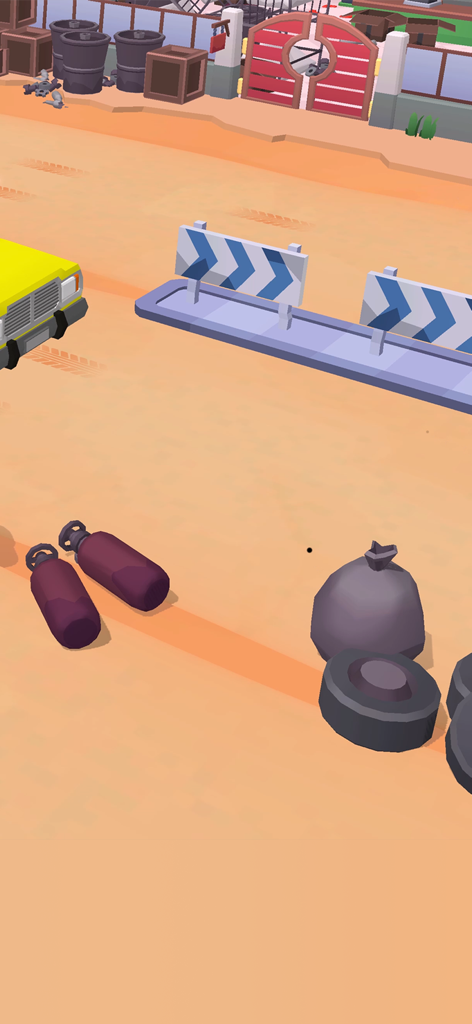Una captura de pantalla del juego de un desguace desordenado con neumáticos y bombonas de gas en Gas Station Simulator Tycoon