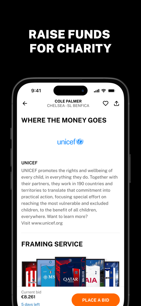Écran d'une application mobile montrant comment le produit des ventes aux enchères de maillots portés en match soutient des œuvres de charité comme l'UNICEF, avec une section d'enchères en bas.