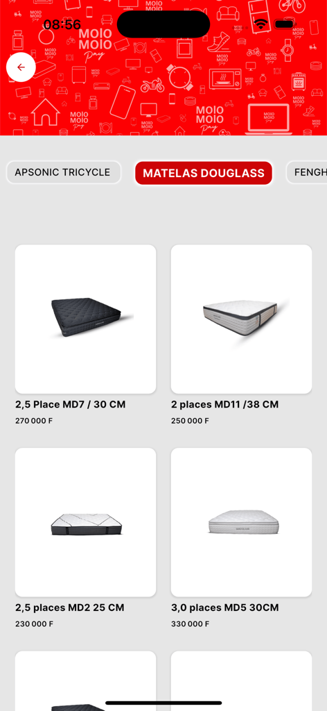 Interfaz de la aplicación Molo Molo Pay mostrando un catálogo de colchones con precios para compra en África Occidental