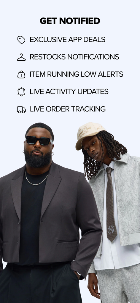 Fashion Nova: Trendy Shopping - 트렌디한 스트리트웨어를 입은 두 명의 남성 모델과 함께 알림 기능을 보여주는 패션 노바 맨 앱 화면