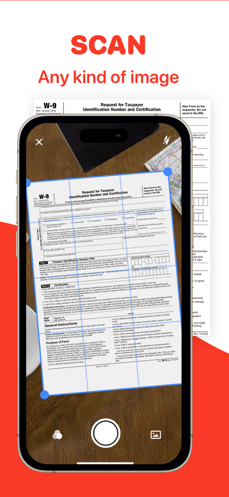 Schermata dell'iPhone che mostra la funzione scanner dell'app mobile che acquisisce un modulo fiscale W-9