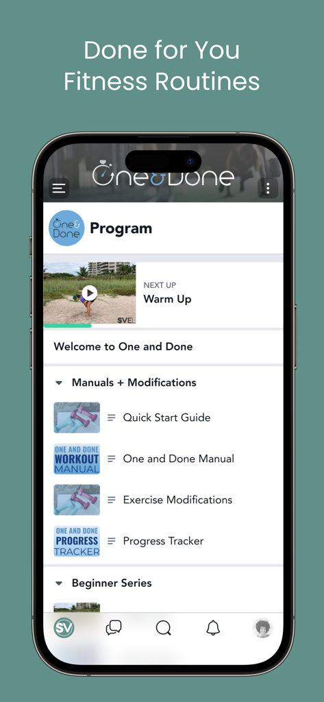 Tela do smartphone exibindo a interface do programa de fitness do aplicativo Svelte com um vídeo de aquecimento e manuais de treino.