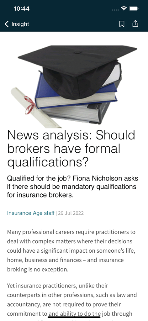 Insurance Age - A news analysis article in the Insurance Age app discussing whether insurance brokers should have mandatory formal qualifications.