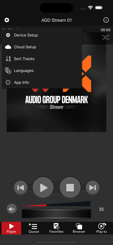 Menú de configuración superpuesto en la interfaz del reproductor de música de AGD Stream mostrando opciones para la configuración del dispositivo y la nube.