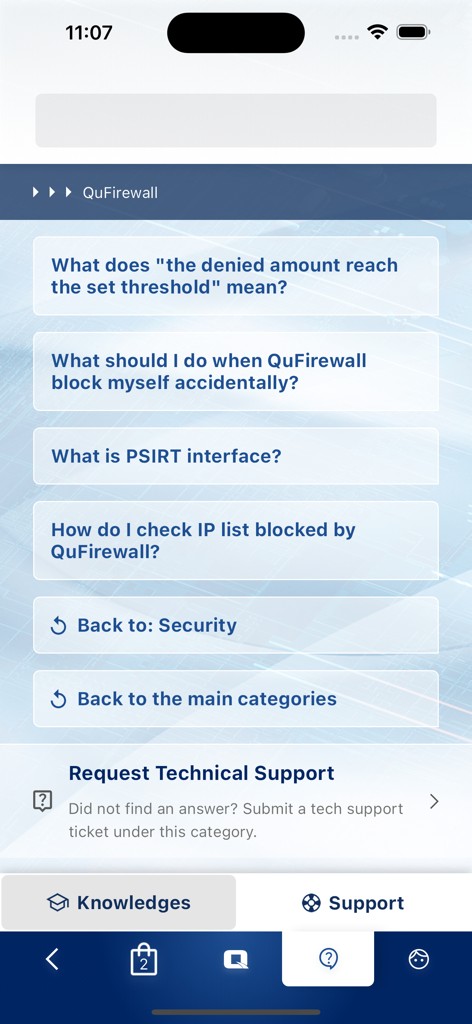 A interface do aplicativo MyQNAP mostrando FAQs de segurança para QuFirewall e opções de suporte técnico.