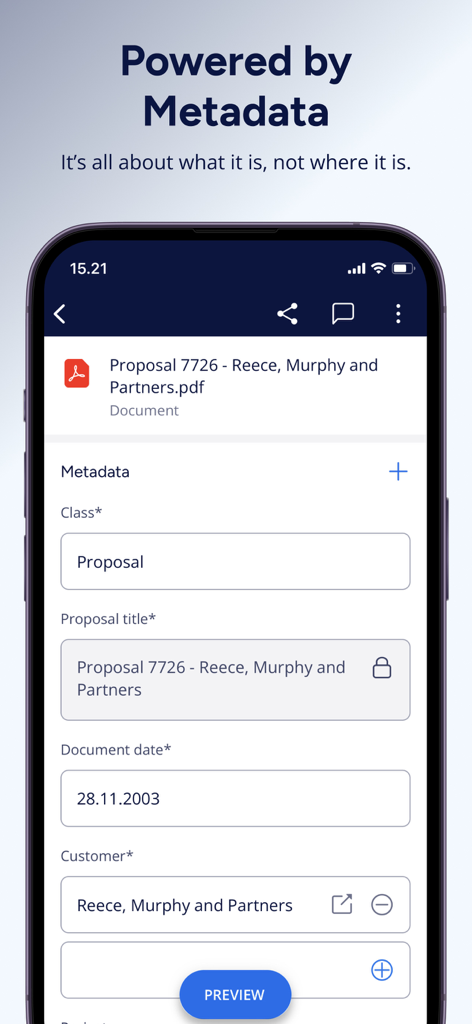 Interfaccia dell'app mobile di M-Files che mostra i campi dei metadati del documento per una proposta aziendale.