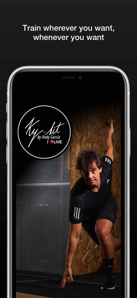 KY-FIT.LIVE - Interfaz de la aplicación móvil de fitness KY-FIT.LIVE con un entrenador personal y el lema Entrena donde quieras cuando quieras
