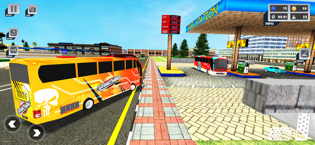 Coach Bus Simulator Game 2023 - Un autobús amarillo conduciendo por una gasolinera en un juego de simulación móvil.