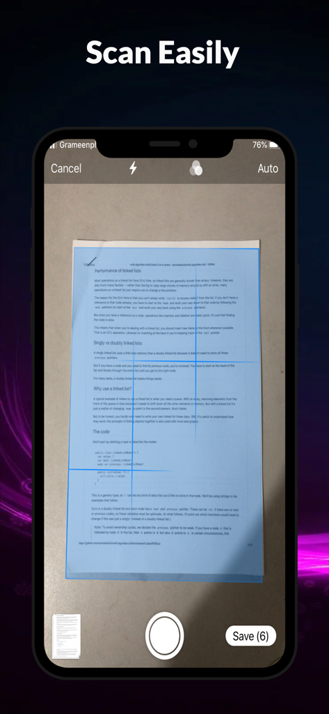 Best Pdf Scanner app - iPhoneの最高のPDFスキャナーアプリを使用してドキュメントをスキャンしている様子