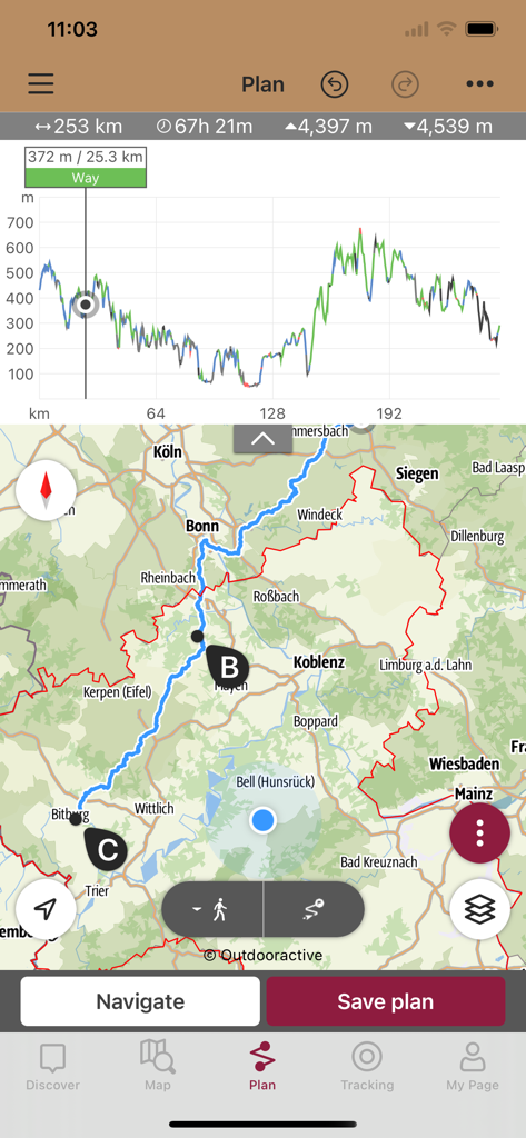 Interfaz de planificación de rutas en la aplicación Rhineland-Palatinate Tourism que muestra un mapa y un perfil de altitud