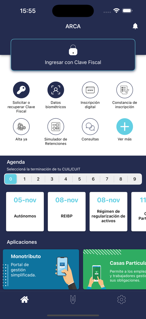 Main dashboard of the ARCA Movil app showing tax management tools and upcoming payment deadlines