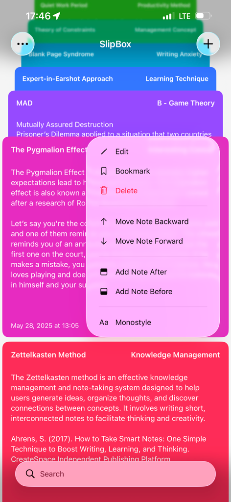 SlipBox – Zettelkasten Notes - Ein Kontextmenü in der SlipBox App, das Optionen zum Bearbeiten, Lesezeichen setzen, Löschen und Verschieben von Notizen im Zettelkasten-Workflow anzeigt.