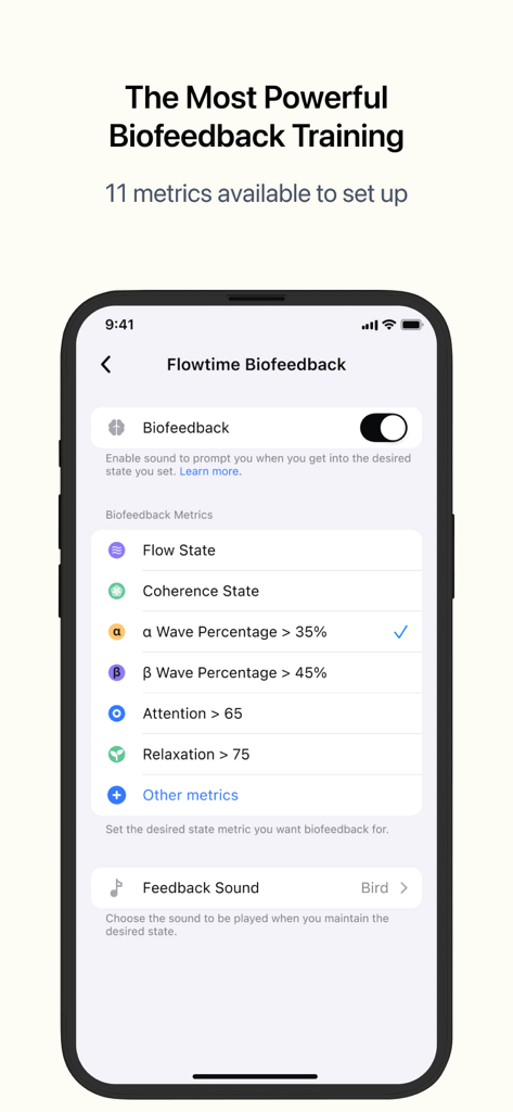 Flowtime: Meditation & Relax - Interfaz de la aplicación Flowtime que muestra la configuración de entrenamiento de biofeedback con métricas como estado de flujo y porcentajes de ondas alfa