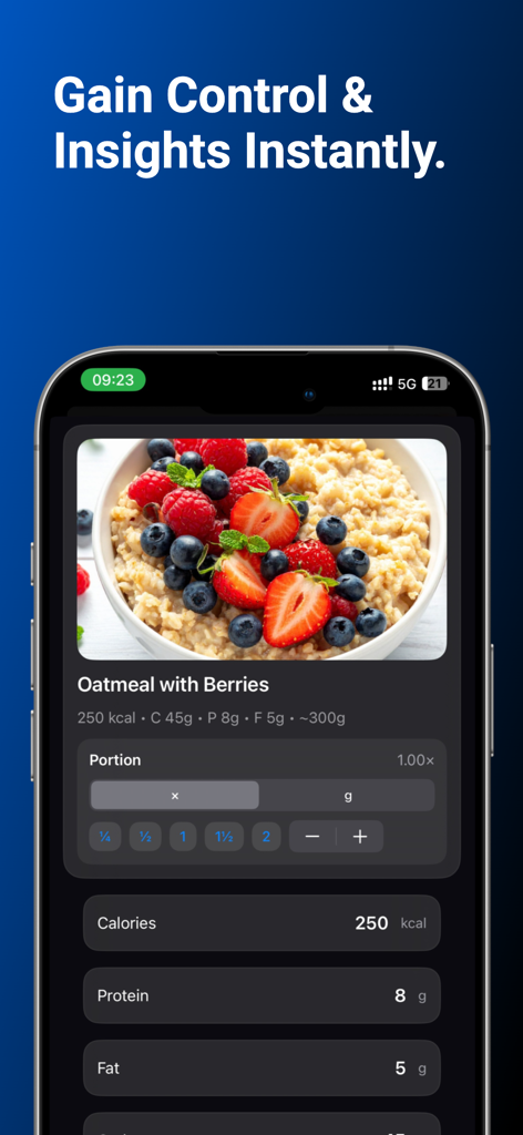 CountFit AI - Calorie Counter - Interfaz de la aplicación CountFit AI que muestra el seguimiento de calorías y macros para un tazón de avena con bayas.