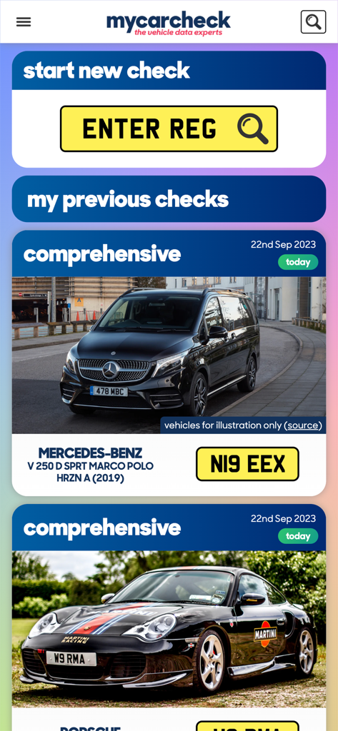 La schermata principale dell'app mycarcheck che mostra una barra di ricerca per le targhe dei veicoli e un elenco dei precedenti rapporti sulla cronologia dell'auto.