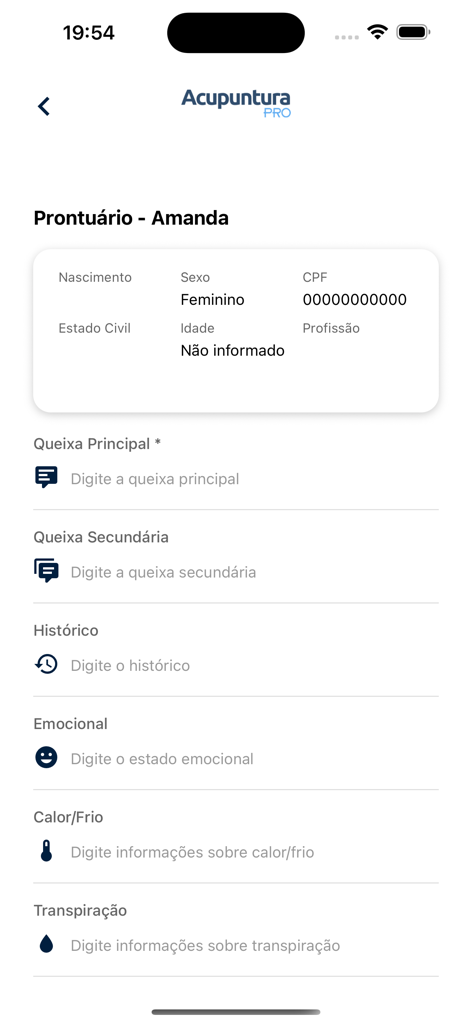 Acupuntura Pro - Pantalla de historial médico del paciente en la aplicación Acupuntura Pro que muestra campos de diagnóstico para una consulta de MTC.