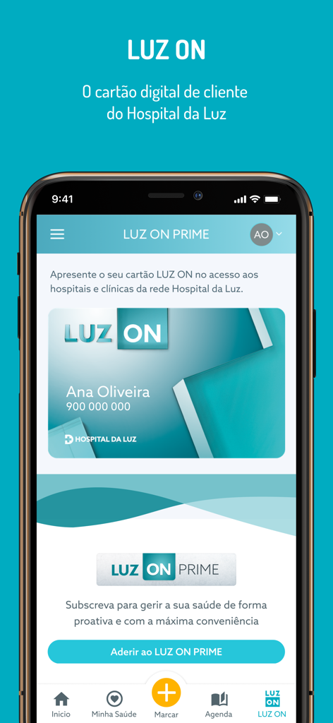 Ecrã de smartphone a exibir a aplicação MY LUZ com o cartão de cliente digital LUZ ON do Hospital da Luz