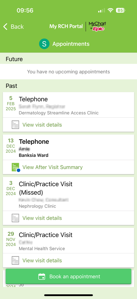My RCH Portal - My RCH Portalアプリの予約管理画面。過去の診察と予約オプションが表示されています。